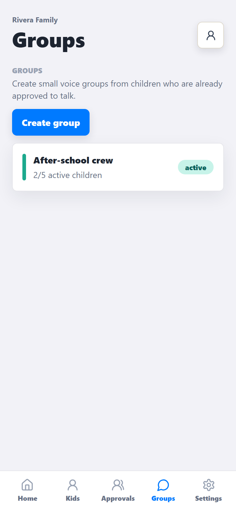 Pantalla de grupos de padres en Walki Kidalki con grupos pequenos aprobados